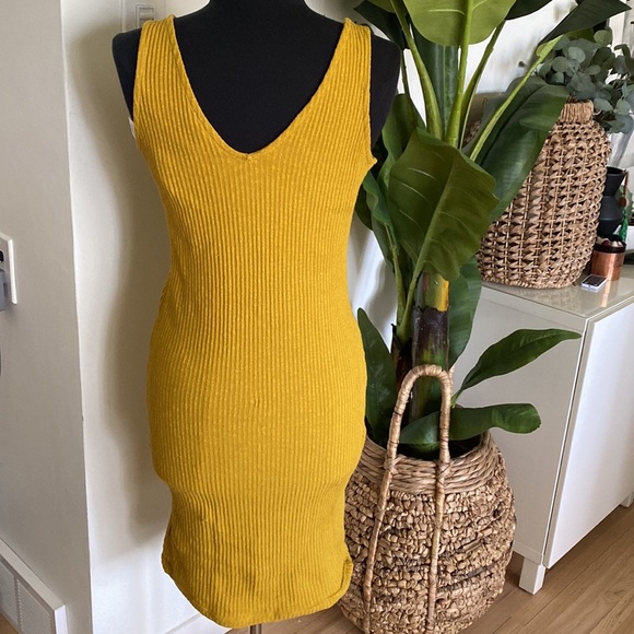 Forever 21 Mustard Stretchy Summer Dress - Picture 3 of 7